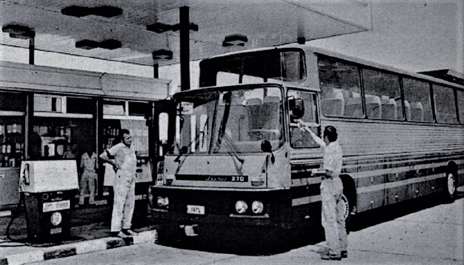 Ikarus 270 Sempre durante il collaudo visto che non entrò in produzione. 