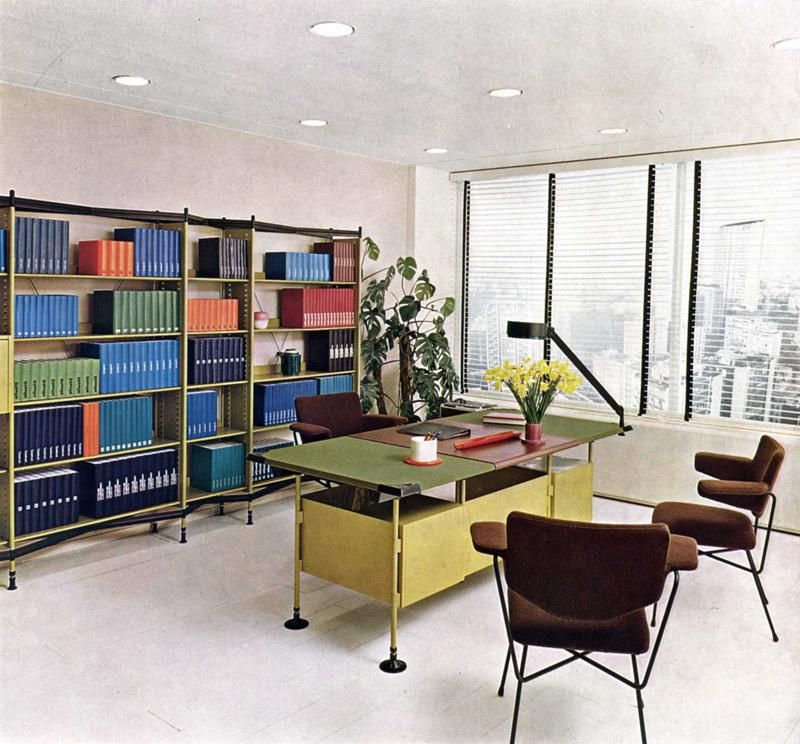 Anni 50 e il design italiano, La Serie Spazio di Olivetti, disegnata nel 1960 dagli architetti Barbiano di Belgiojoso, Peressutti e Rogers (il “gruppo BBPR”).
