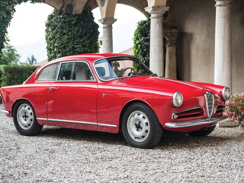 Anni 50 e il design italiano, Alfa Romeo Giulietta Sprint Coupe 1954 Bertone.