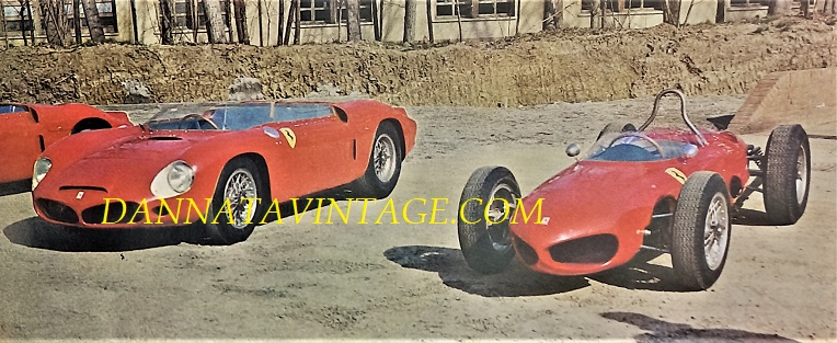 Si correva, 1961 con due Ferrari, a sinistra la 246 P con un sei cilindri a V 2500 Cc 270 cavalli montato posteriormente ed impiegata nelle competizioni per Vetture Sport - L'altra una monoposto per la Formula 1 con un motore Dino 146 sei cilindri a V 1500 Cc 180 i cavalli.