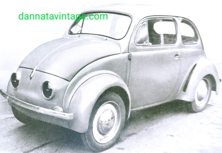 Il primo prototipo della Renault 4 CV ricordava una concept car che il direttore del settore progettazione vide al Salone di Berlino nel 1939 con Louis Renault.